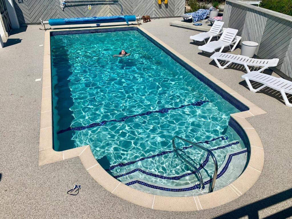 2 Bedroom Cottage Sleeps 4, With Pool Use, 세넨 외부 사진